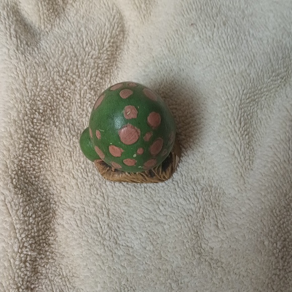 Mushroom statue - Picture 2 of 2